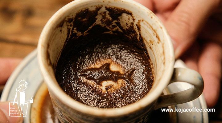 نقش کوسه در ته فنجان قهوه ترک
